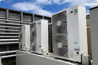 室外機遮熱塗装工事の場合